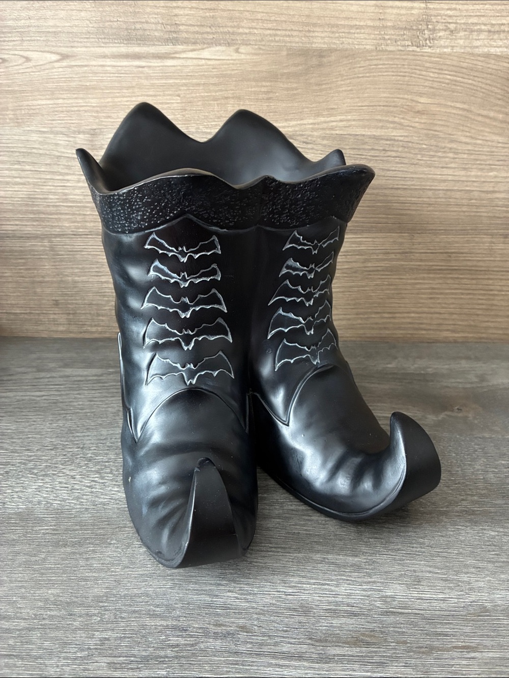 YANKEE CANDLE Halloween Black Witch Batty Boots Jar Candle Holder